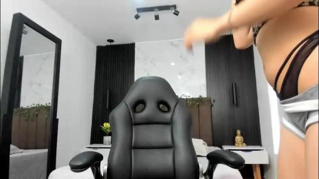 Image 4 of serene_waves Stream on Chaturbate on 1 month ago