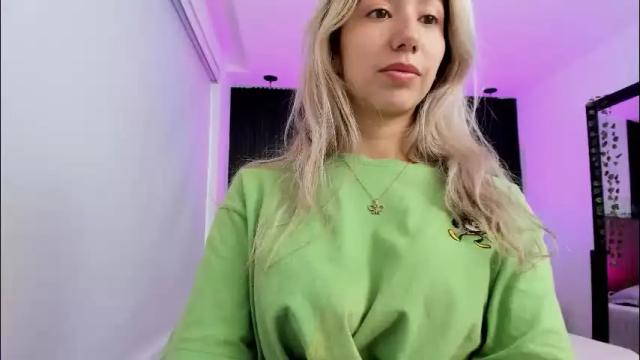 Image 4 of serene_waves Stream on Chaturbate on 6 days ago