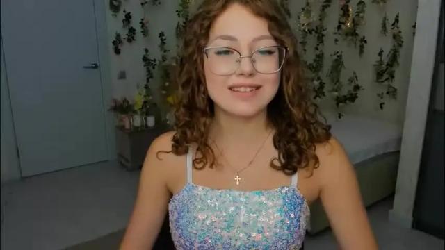 Image 2 of sereneflame Stream on Chaturbate on 24 days ago