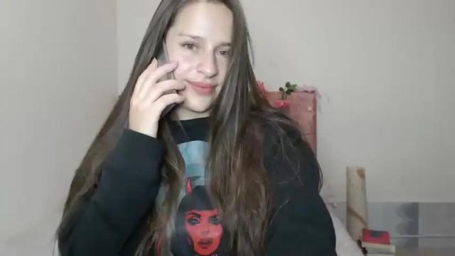 Image 2 of serenity_crystal Stream on Chaturbate on 15 months ago