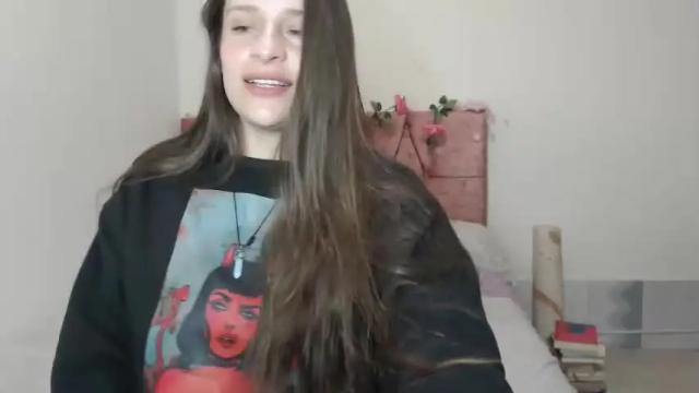Image 7 of serenity_crystal Stream on Chaturbate on 15 months ago