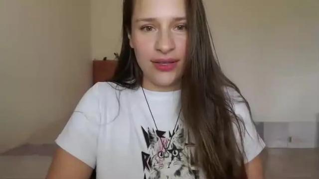 Image 3 of serenity_crystal Stream on Chaturbate on 17 months ago