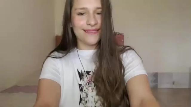 Image 4 of serenity_crystal Stream on Chaturbate on 17 months ago