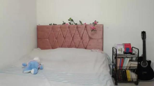 Image 11 of serenity_crystal Stream on Chaturbate on 14 months ago