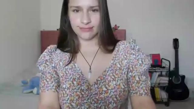 Image 3 of serenity_crystal Stream on Chaturbate on 14 months ago