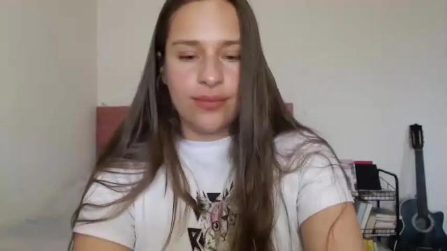 Image 2 of serenity_crystal Stream on Chaturbate on 14 months ago
