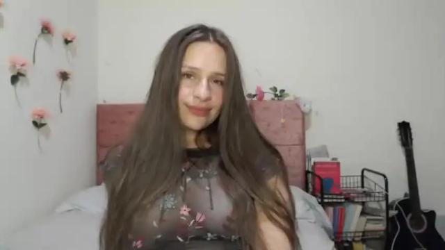 Image 3 of serenity_crystal Stream on Chaturbate on 14 months ago