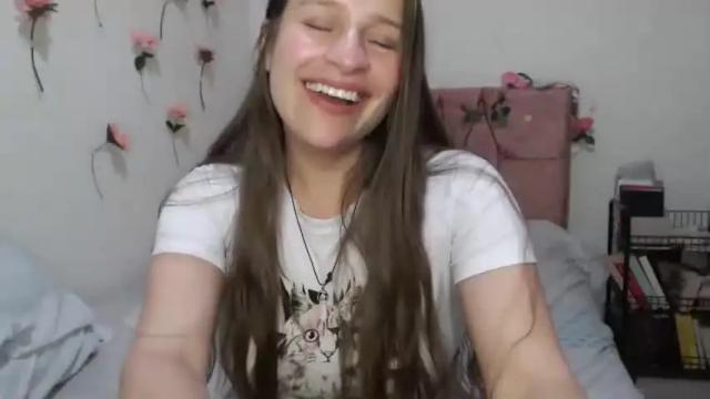 Image 2 of serenity_crystal Stream on Chaturbate on 13 months ago