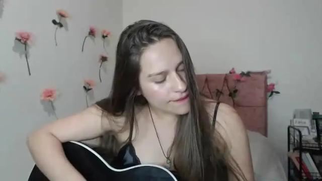 Image 8 of serenity_crystal Stream on Chaturbate on 13 months ago