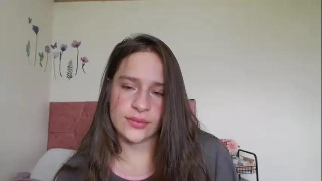Image 11 of serenity_crystal Stream on Chaturbate on 1 month ago