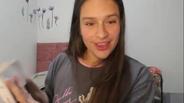 Image 11 of serenity_crystal Stream on Chaturbate on 2 months ago