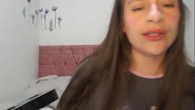 Image 12 of serenity_crystal Stream on Chaturbate on 2 months ago