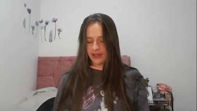 Image 3 of serenity_crystal Stream on Chaturbate on 2 months ago
