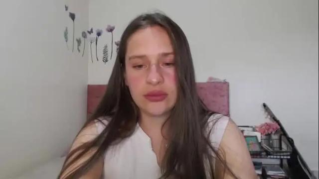 Image 4 of serenity_crystal Stream on Chaturbate on 16 days ago