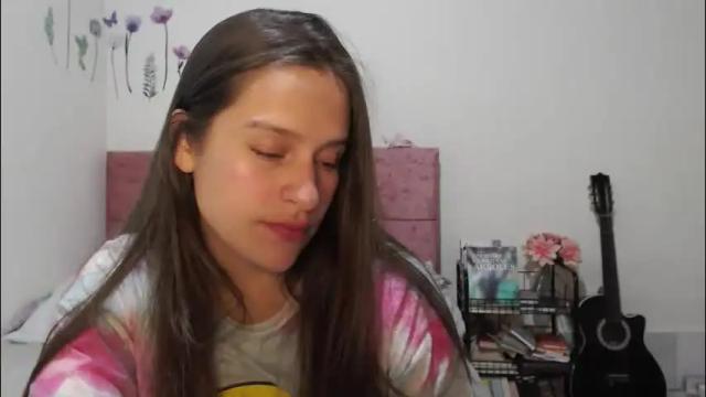 Image 3 of serenity_crystal Stream on Chaturbate on 5 months ago