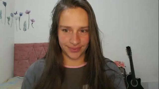 Image 4 of serenity_crystal Stream on Chaturbate on 4 months ago