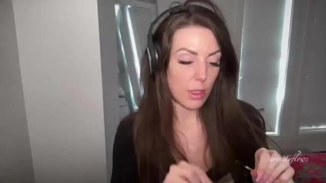 Image 3 of serenityflows Stream on Chaturbate on 13 months ago