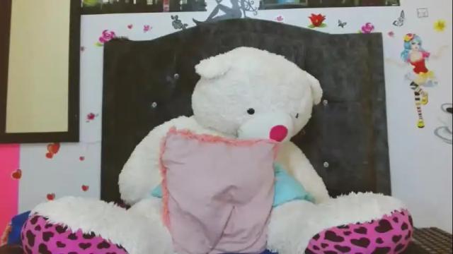 Image 6 of serenityroche Stream on Chaturbate on 1 month ago