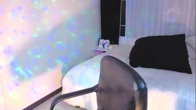 Image 8 of serenna_se Stream on Chaturbate on 1 month ago