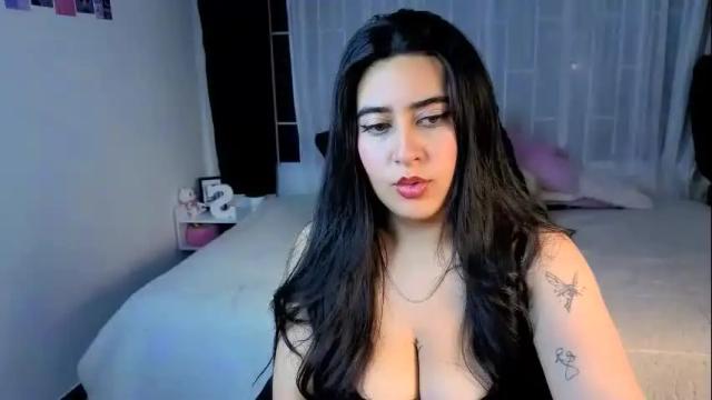 Image 11 of serenna_se Stream on Chaturbate on 1 month ago