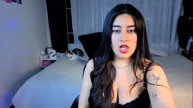 Image 3 of serenna_se Stream on Chaturbate on 1 month ago