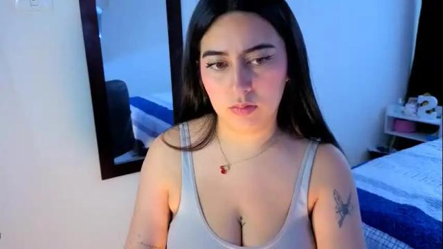 Image 11 of serenna_se Stream on Chaturbate on 8 days ago