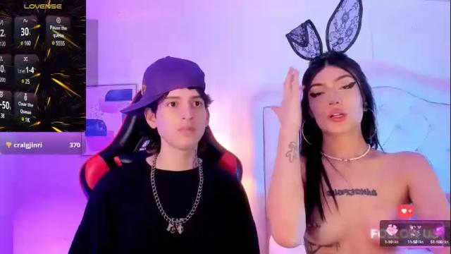 Thumbnail 1, sett_and_gwen's Stream at Chaturbate, 1 month ago