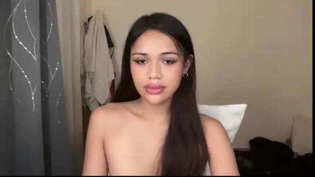 Image 6 of sex_gabbi Stream on Chaturbate on 23 days ago