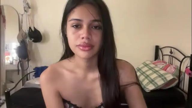 Image 6 of sex_gabbi Stream on Chaturbate on 1 month ago