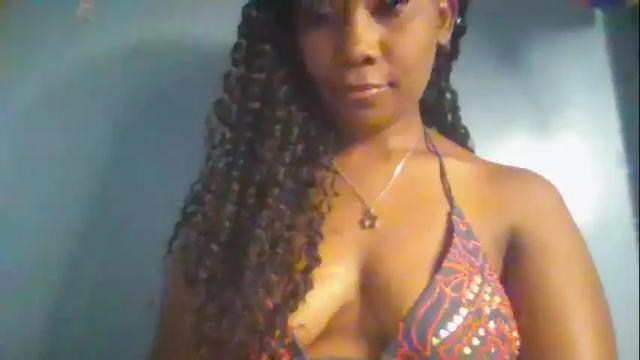 Image 11 of sexie_curvie Stream on Chaturbate on 1 month ago