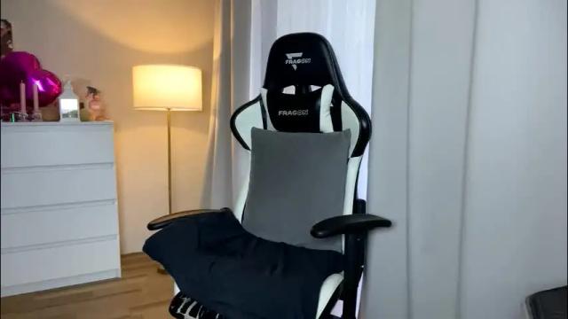 Thumbnail 1, sexmoon11's Stream at Chaturbate, 2 months ago