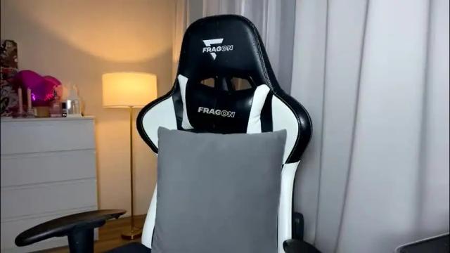 Thumbnail 1, sexmoon11's Stream at Chaturbate, 26 days ago