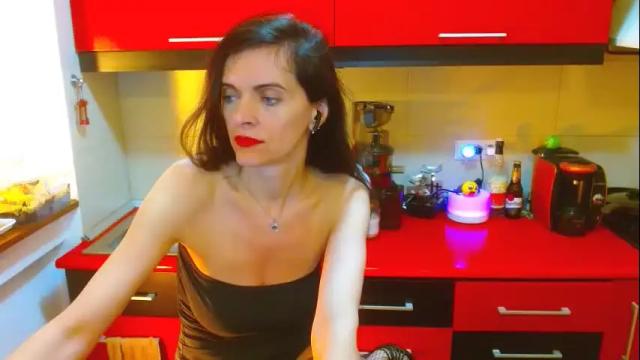 Image 3 of sexqueen1111 Stream on Chaturbate on 1 month ago