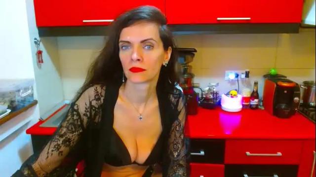 Image 2 of sexqueen1111 Stream on Chaturbate on 1 month ago