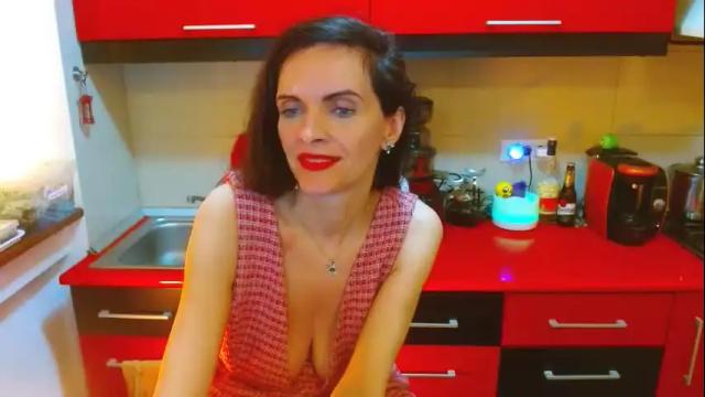 Image 2 of sexqueen1111 Stream on Chaturbate on 1 month ago