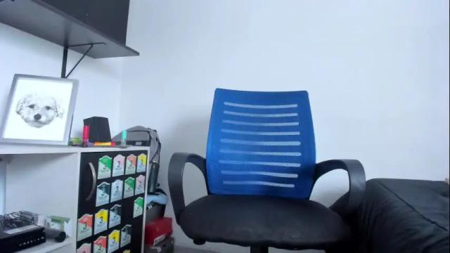 Image 8 of sexx_hunters Stream on Chaturbate on 2 days ago