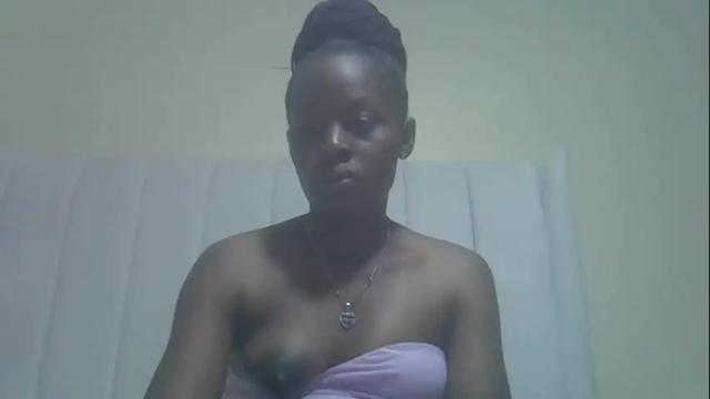 Image 7 of sexxey_megan Stream on Chaturbate on 26 days ago