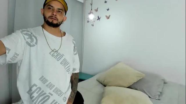 Image 3 of sexxxmaffia69 Stream on Chaturbate on 1 month ago