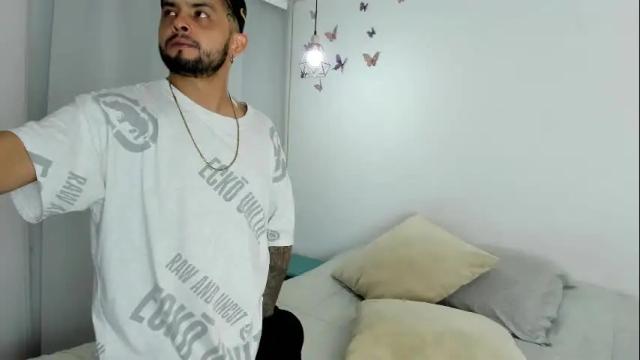 Image 4 of sexxxmaffia69 Stream on Chaturbate on 1 month ago