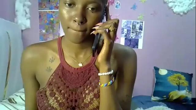 Thumbnail 2, sexxyezzy_'s Stream at Chaturbate, 1 month ago