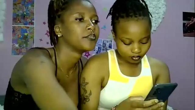 Image 7 of sexxyezzy_ Stream on Chaturbate on 8 days ago