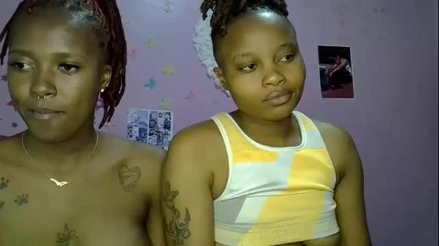 Image 12 of sexxyezzy_ Stream on Chaturbate on 3 days ago