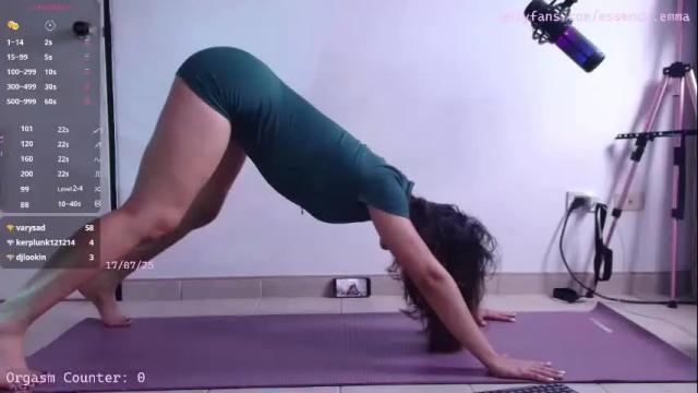 Image 6 of sexy__emma Stream on Chaturbate on 10 days ago