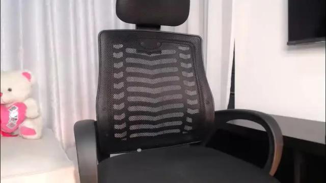 Image 3 of sexy_chocolata Stream on Chaturbate on 1 month ago