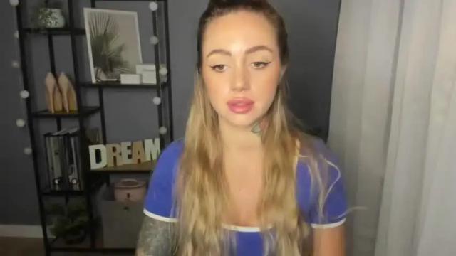 Image 8 of sexy_coralie Stream on Chaturbate on 19 months ago