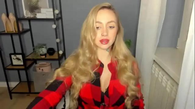 Image 10 of sexy_coralie Stream on Chaturbate on 15 months ago
