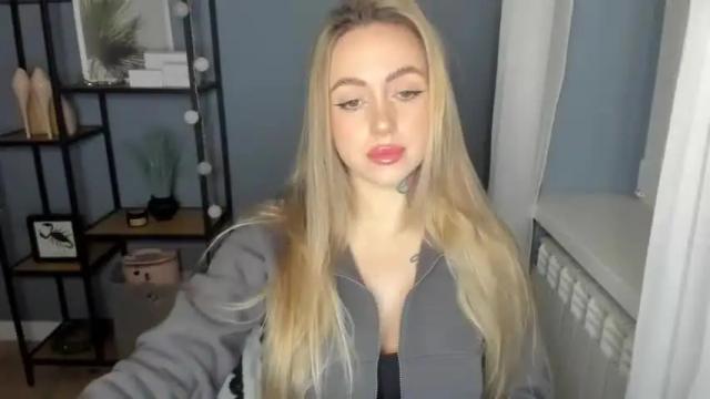 Image 2 of sexy_coralie Stream on Chaturbate on 15 months ago