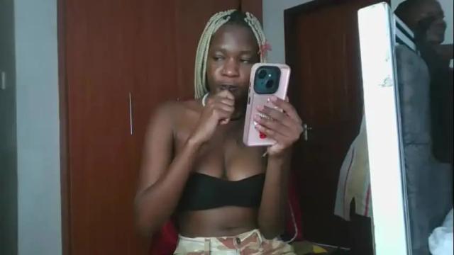 Image 2 of sexy_dotta Stream on Chaturbate on 3 days ago