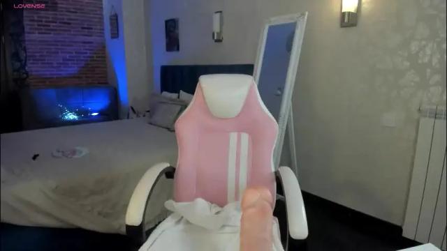 Image 12 of sexy_ev3lin Stream on Chaturbate on 2 months ago