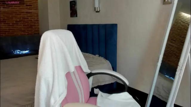 Image 7 of sexy_ev3lin Stream on Chaturbate on 2 months ago